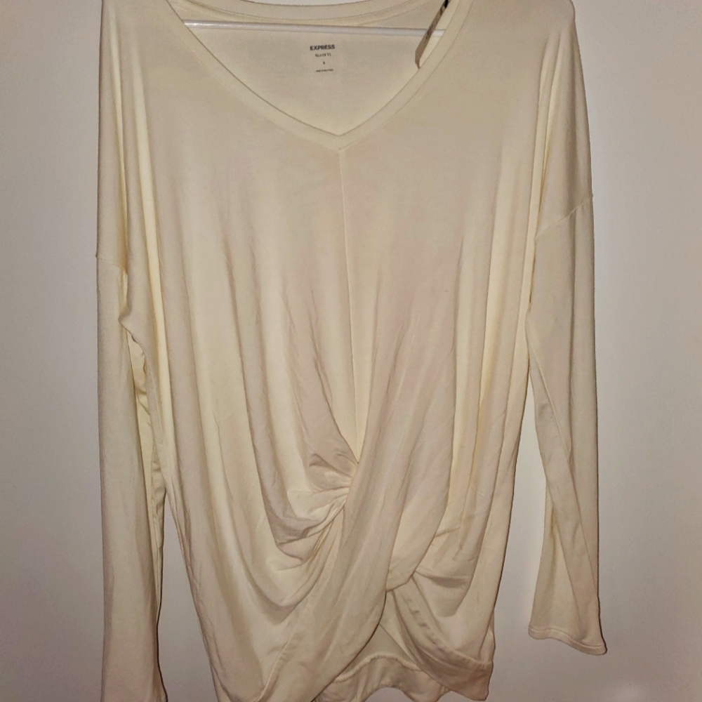 Express flowy top